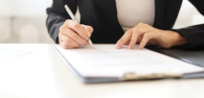 各種許認可取得・管理と専門コンサルティングによる全面的サポート